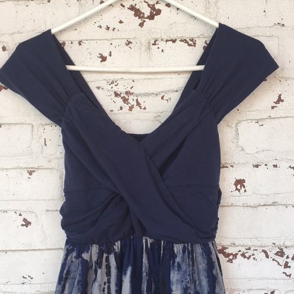 DONATED! Converse batik dyed dress - Picture 5 of 8